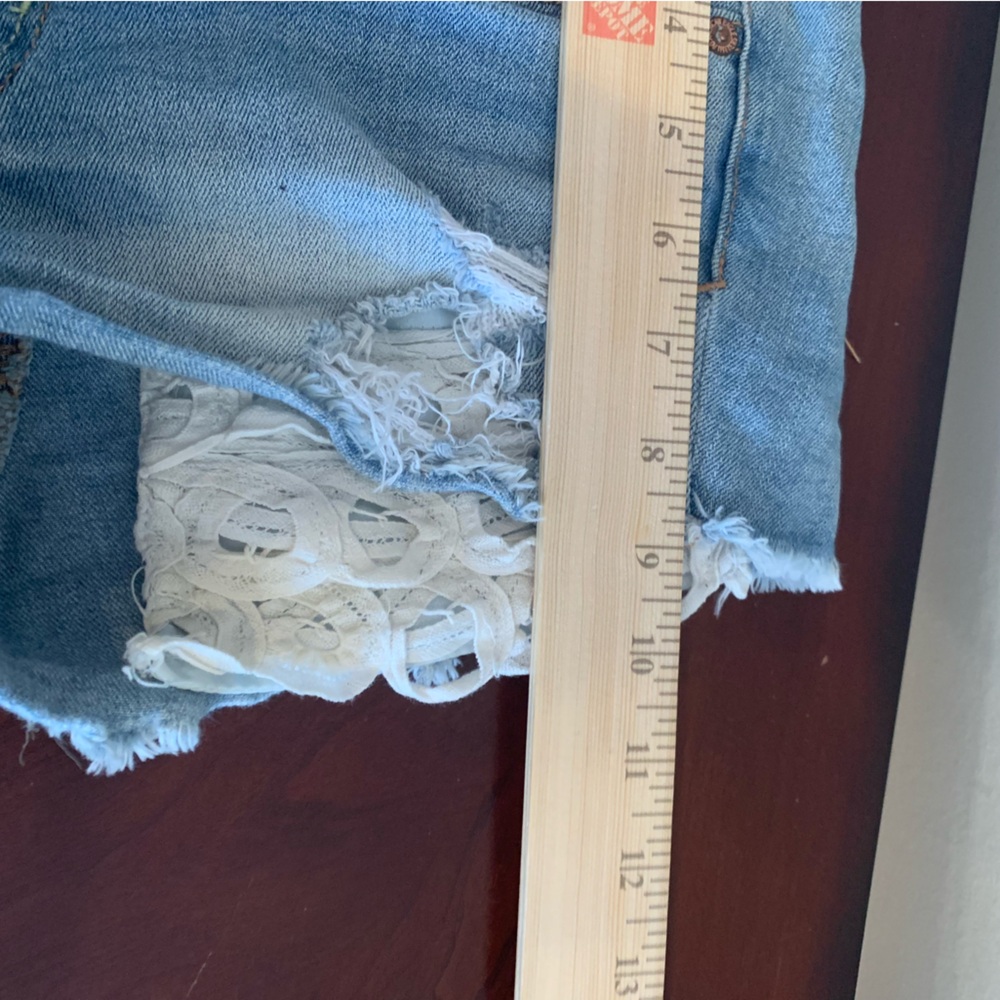 American Eagle Outfitters Light Blue Distressed Jean Shorts - Picture 8 of 8